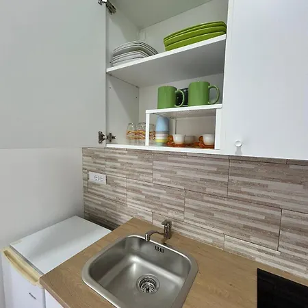 Dg Apartment *
